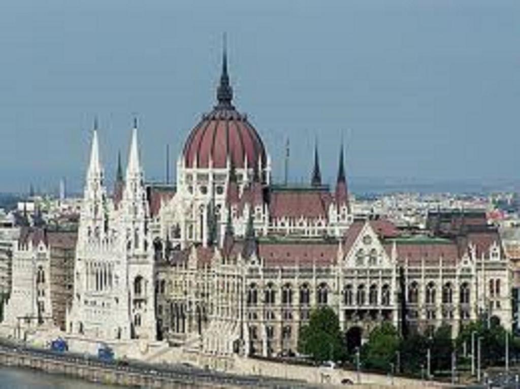 Gabriel Apartment Будапеща Стая снимка