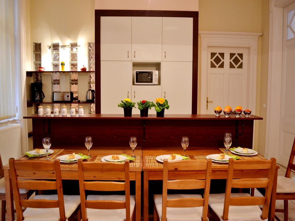 Gabriel Apartment Будапеща Стая снимка
