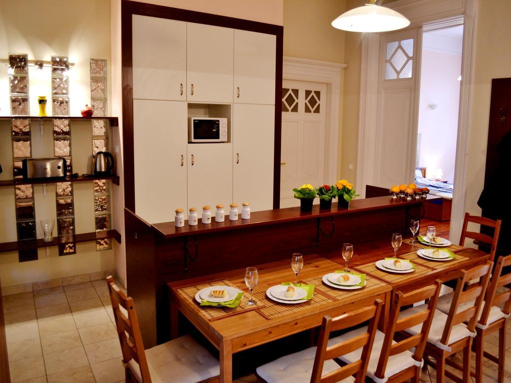 Gabriel Apartment Будапеща Стая снимка