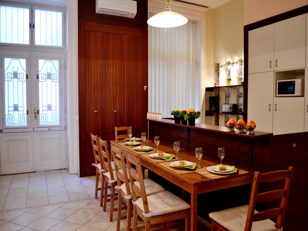 Gabriel Apartment Будапеща Екстериор снимка